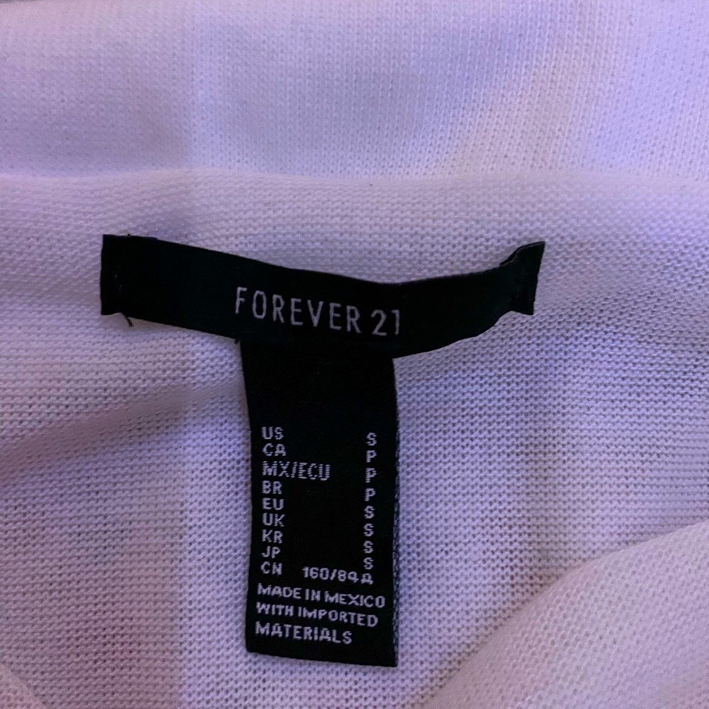 size small white off the shoulders sweater cropped never worn